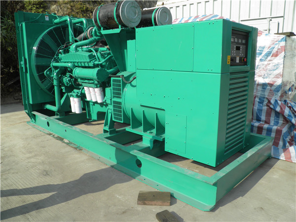 猇亭出租发电机-进口柴油发电机组与国产柴油发电机组的区别